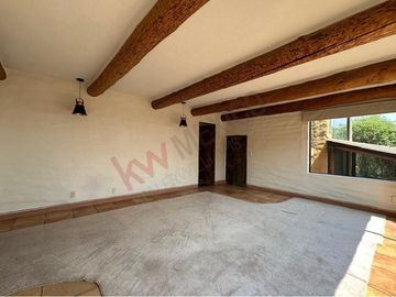 Tu nuevo hogar con encanto único en Vistas del Valle