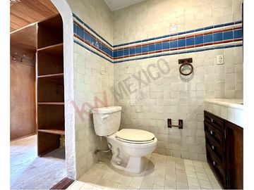 Tu nuevo hogar con encanto único en Vistas del Valle