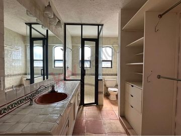 Tu nuevo hogar con encanto único en Vistas del Valle