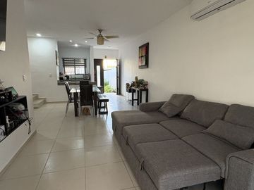 Casa en venta en Residencial Puerta de Piedra