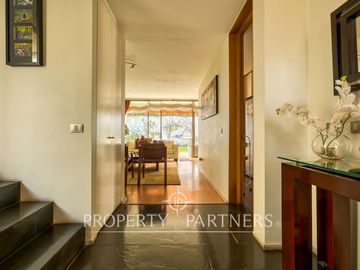 Linda casa en condominio a pasos de la Plaza La Reina