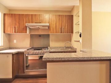 CASA EN VENTA EN MORELIA, QUINTA CANTERA, ALTOZANO.