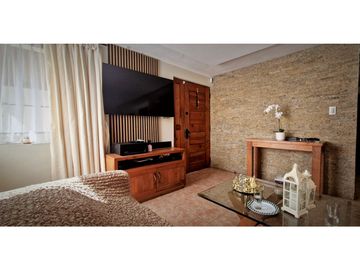 Hermosa casa, 3 dormitorios, dos baños,  en San Felipe, en barrio residencial.