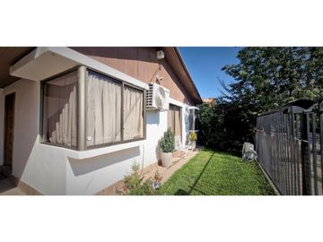 Hermosa casa, 3 dormitorios, dos baños,  en San Felipe, en barrio residencial.