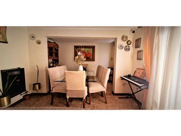 Hermosa casa, 3 dormitorios, dos baños,  en San Felipe, en barrio residencial.