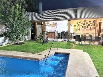 Hermosa casa, 3 dormitorios, dos baños,  en San Felipe, en barrio residencial.