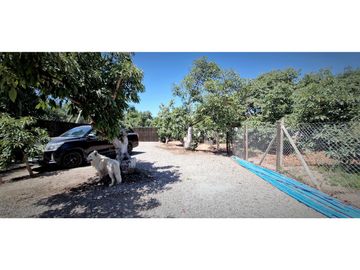 Venta de parcela con casa de 1 dormitorio, en Condominio exclusivo en La Cruz