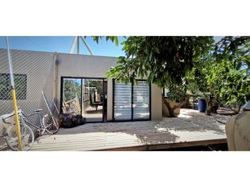 Venta de parcela con casa de 1 dormitorio, en Condominio exclusivo en La Cruz