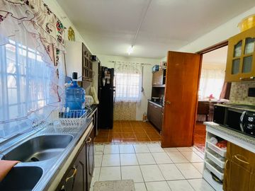 Casa solida en El Quisco
