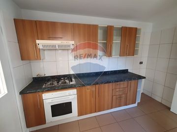 Casa remodelada en El Guanaco Norte, Huechuraba!!!