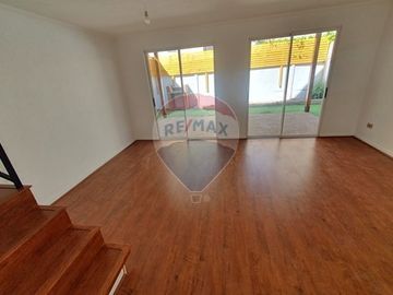 Casa remodelada en El Guanaco Norte, Huechuraba!!!
