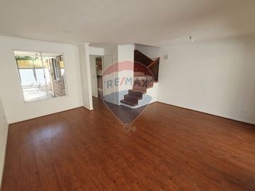 Casa remodelada en El Guanaco Norte, Huechuraba!!!