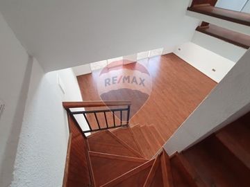 Casa remodelada en El Guanaco Norte, Huechuraba!!!
