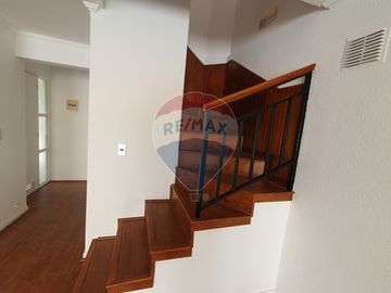 Casa remodelada en El Guanaco Norte, Huechuraba!!!