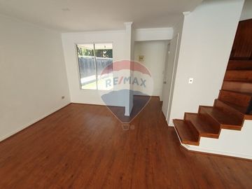 Casa remodelada en El Guanaco Norte, Huechuraba!!!