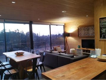Casa familiar en Pichilemu, surf y naturaleza.