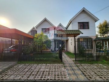 Espaciosa Casa en La Florida Alto ¡Visítala Hoy!