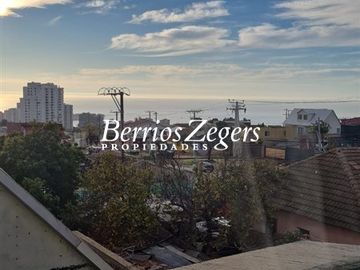 Casa en Venta en CERRO LOS PLACERES, CALLE MANUEL ANTONIO MATTA