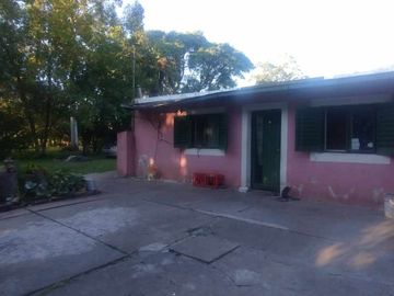 VENDE CHACRA EN LA CIUDAD! OPORTUNIDAD!