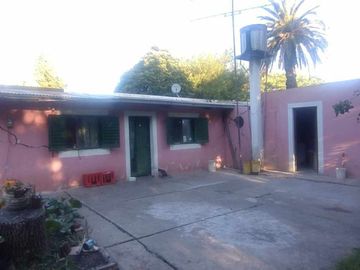 VENDE CHACRA EN LA CIUDAD! OPORTUNIDAD!
