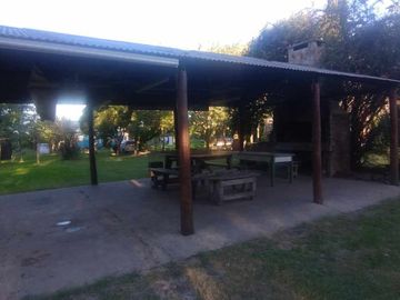 VENDE CHACRA EN LA CIUDAD! OPORTUNIDAD!