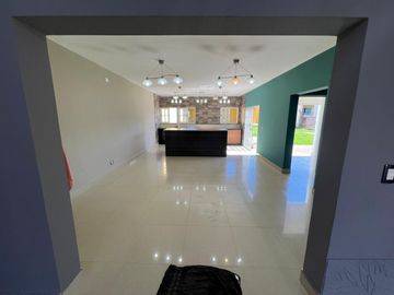 HERMOSA CASA EN SAN LUIS