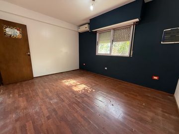 VENTA CASA 3 DORMITORIOS Y PILETA EN ROLDAN