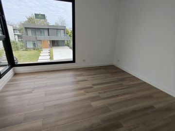 Excelente casa en lote interno a estrenar en Azzurra Tortugas
