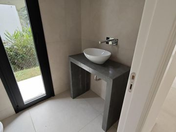 Excelente casa en lote interno a estrenar en Azzurra Tortugas
