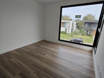 Excelente casa en lote interno a estrenar en Azzurra Tortugas