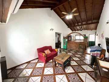 PH 2 ambientes en venta en Olivos