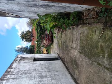 Casa a terminar planos aprobados techo loza jardín terraza