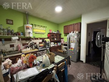 Venta de Casa para Dos Familias en Quilmes Oeste
