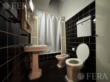 Venta de Casa para Dos Familias en Quilmes Oeste