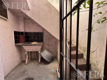 Venta de Casa para Dos Familias en Quilmes Oeste