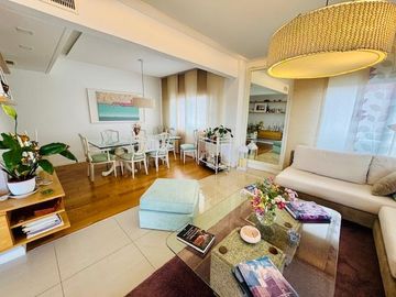 Venta - Departamento 4 Ambientes con Dependencia, 2 Cocheras, 3 Bauleras - Ramos Mejía Centro