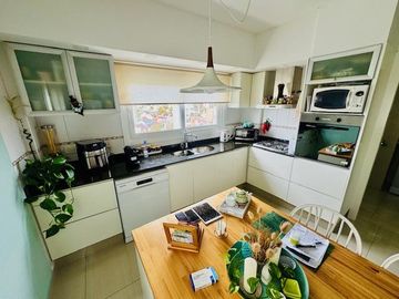 Venta - Departamento 4 Ambientes con Dependencia, 2 Cocheras, 3 Bauleras - Ramos Mejía Centro
