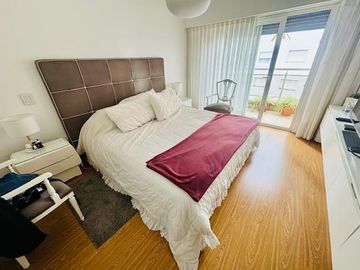 Venta - Departamento 4 Ambientes con Dependencia, 2 Cocheras, 3 Bauleras - Ramos Mejía Centro