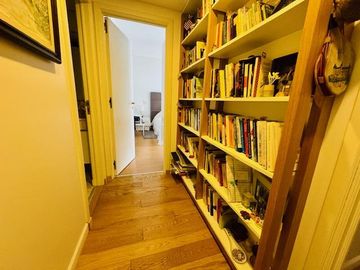 Venta - Departamento 4 Ambientes con Dependencia, 2 Cocheras, 3 Bauleras - Ramos Mejía Centro