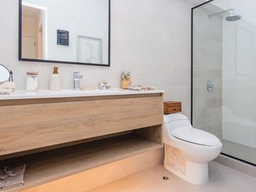 ¡SE VENDE EXCLUSIVO DPTO. DE 2 DOMRITORIOS EN SAN ISIDRO!