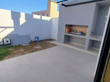 Casa de 2 dormitorios en Quebradas de Manantiales