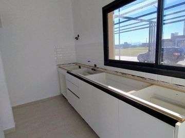 Casa de 2 dormitorios en Quebradas de Manantiales