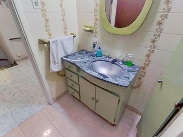 Departamento de 2 Dormitorios en Planta Alta - 93 M2 - Zona Facultades