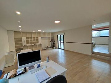 Casa en  venta en La Morada , patio, pileta y quincho ,  apta hipotecario