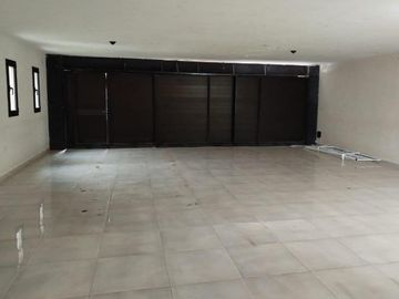 Casa en  venta en La Morada , patio, pileta y quincho ,  apta hipotecario
