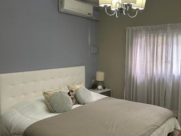 Casa 4 ambientes con pileta en venta - Ezpeleta Este