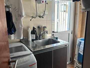 Casa 4 ambientes con pileta en venta - Ezpeleta Este