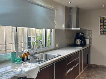 Casa 4 ambientes con pileta en venta - Ezpeleta Este