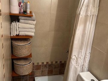 Casa 4 ambientes con pileta en venta - Ezpeleta Este