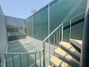 CASA EN VENTA EN NUEVA GALICIA COTO CADIZ